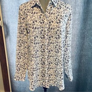 Banana Republic Dillon Classic Fit Shirt
Size Small